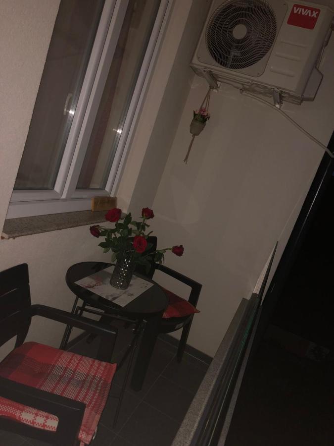 Apartman Sims Bijeljina Exteriör bild